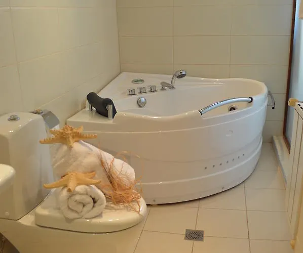 Shterev Anevo Hotel *